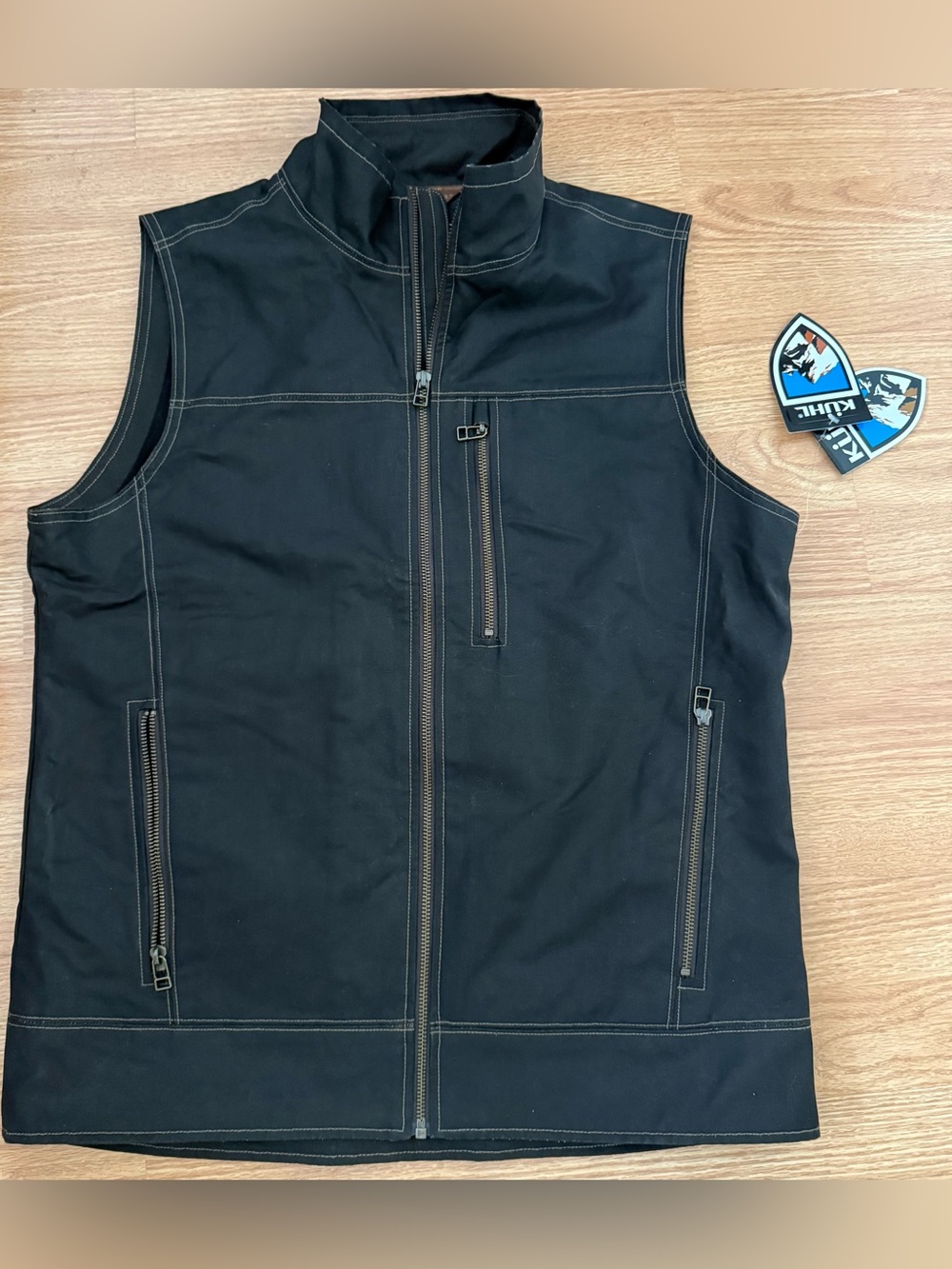 Kuhl Burr Vest Men’s M - Espresso - NWT